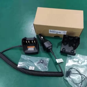 Vehicular and In-car charger RLN6433 FIT IN XIR P8268 XIR P6600 XIR P8668i GP328D GP338D XPR6550 XPR6350 XPR3300 XPR3300E