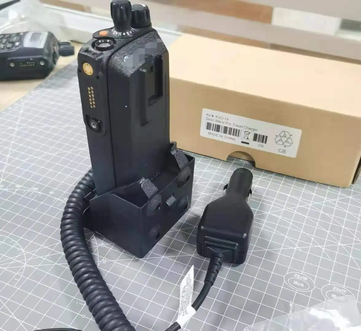 Vehicular and In-car charger RLN6433 FIT IN XIR P8268 XIR P6600 XIR P8668i GP328D GP338D XPR6550 XPR6350 XPR3300 XPR3300E - Image 6